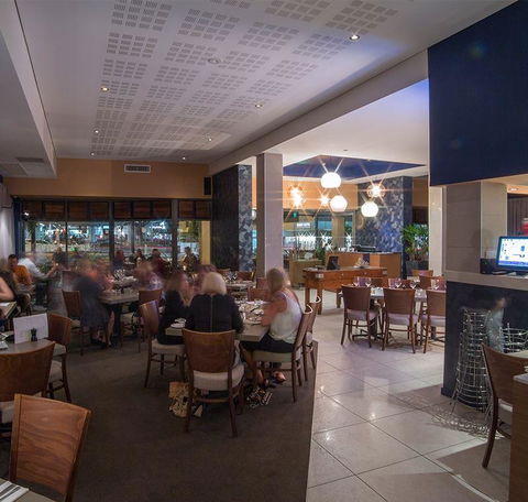 Cafe Amphora - Tourism Gold Coast 10