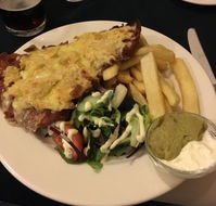 Cunninghams Hotel - Tourism Gold Coast