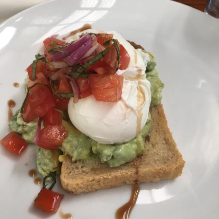 Two Wrens - Tourism Gold Coast 0