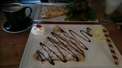 Waves - Tourism Gold Coast 0