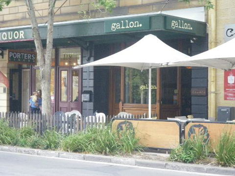 Gallon Bar - Tourism Gold Coast 0