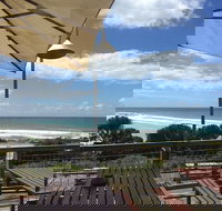 The Wye Beach Hotel Bistro - Tourism Gold Coast