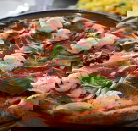 Farina Pizzeria - Tourism Gold Coast