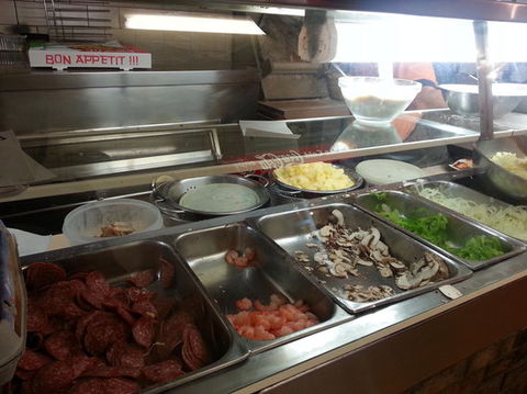 Ronnie's Pizza House - Tourism Gold Coast 0