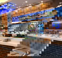 Fish N Chix - Tourism Gold Coast