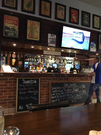 Hotel Dudley - Tourism Gold Coast 0
