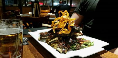 Pantano's Bar & Grill. - Tourism Gold Coast 0