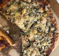 Julio's Pizza Bar Dapto - Tourism Gold Coast