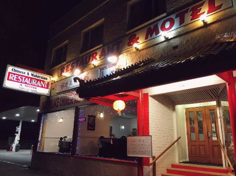 Palace Motel & Restaurant - Tourism Gold Coast 0