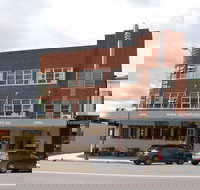 The Alpine Hotel Restaurant Cooma - Tourism Gold Coast