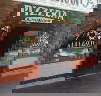 Anna  Sam Pizzeria Restaurant - Tourism Gold Coast