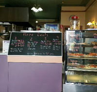 Mal's Pizza Bite - Tourism Gold Coast