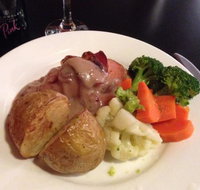 Australian Hotel - Tourism Gold Coast