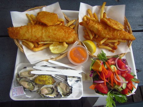 Innes' Boatshed - Tourism Gold Coast 0