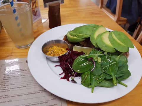 Organic Feast - Tourism Gold Coast 0