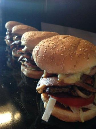 The Topcafe - Tourism Gold Coast 0