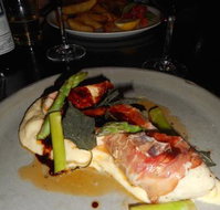 Belluci's Manuka - Tourism Gold Coast