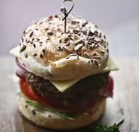 Burger Me Fresh - Tourism Gold Coast