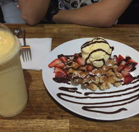 Clyde Treats Petite Yum - Tourism Gold Coast