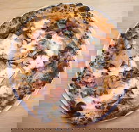 Pizza Artigiana - Tourism Gold Coast