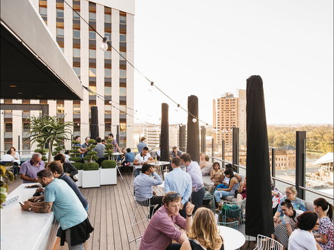 2KW Bar And Restaurant - Tourism Gold Coast 0