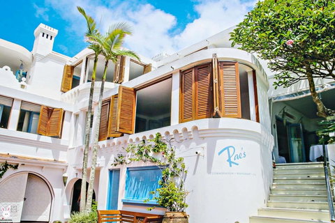 Rae's On Wategos - Tourism Gold Coast 0