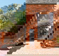 Sally's Paddock at Redbank Winery - Tourism Gold Coast