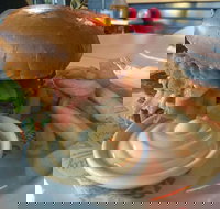 Newnham Hotel Restaurant - Gold Coast