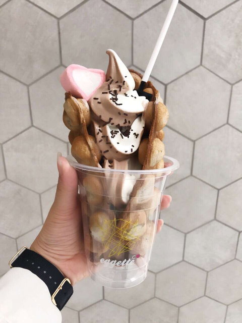Eggette Waffle Bar - Tourism Gold Coast 0