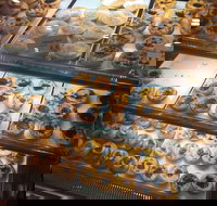 Lisbon Love Patisserie - Tourism Gold Coast