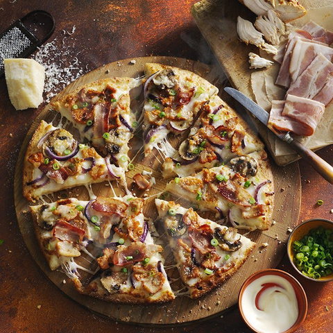 Domino's - Tourism Gold Coast 0