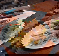 Eagle Hawk Hotel - Tourism Gold Coast