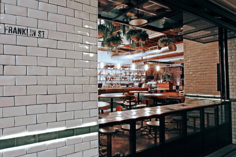 Public Bar - Tourism Gold Coast 0