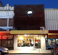 Sir John Young Hotel
