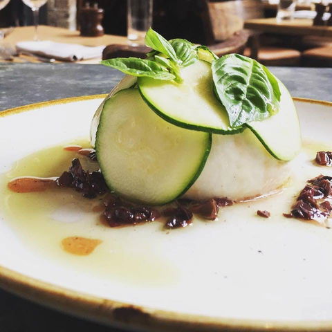 The Stables Bar & Grill - The Glebe Hotel - Tourism Gold Coast 0