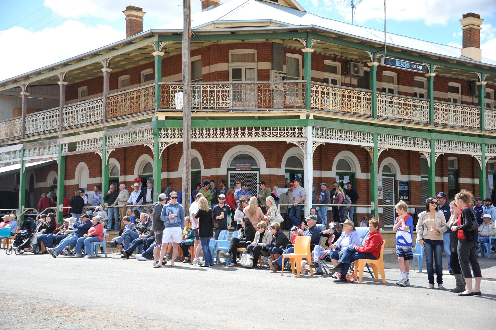 Mirrool NSW Tourism Gold Coast