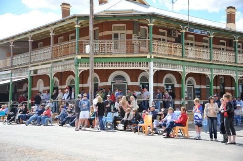 Mirrool Royal Hotel - Tourism Gold Coast 0