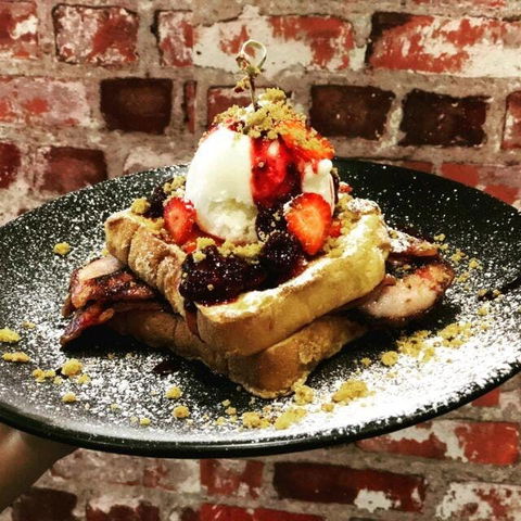 Momos Cafe And Bistro - Tourism Gold Coast 0