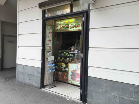 V8 Rolls - Tourism Gold Coast 0