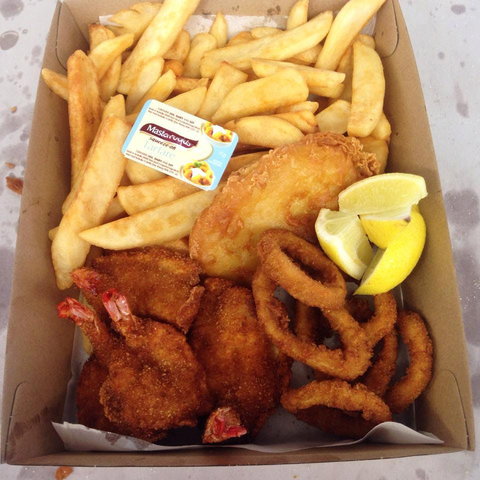 Yamba's Fisho - Tourism Gold Coast 0