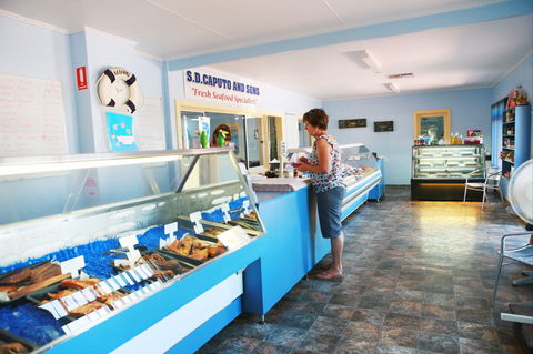 S.D. Caputo And Sons - Tourism Gold Coast 2