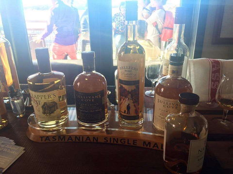 Bruny Island Smokehouse & Wine Bar - Tourism Gold Coast 0