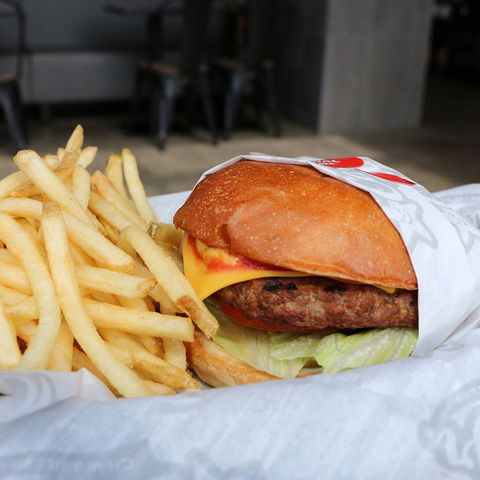 Carl's Jr. - Beenleigh - Tourism Gold Coast 0