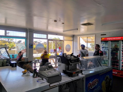Ardrossan Seafood And Schnitzels - Tourism Gold Coast 2
