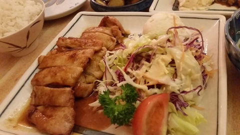 Cheers Japanese Restaurant - Tourism Gold Coast 0