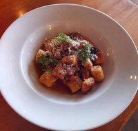 5 Little Pigs - Tourism Gold Coast