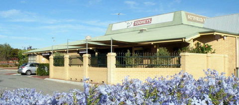 Attfield Tavern - Tourism Gold Coast 0