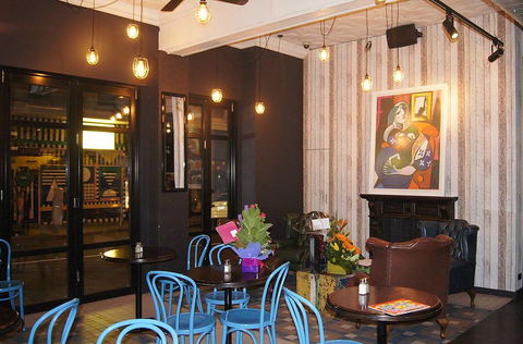 Matts Bar - Tourism Gold Coast 0