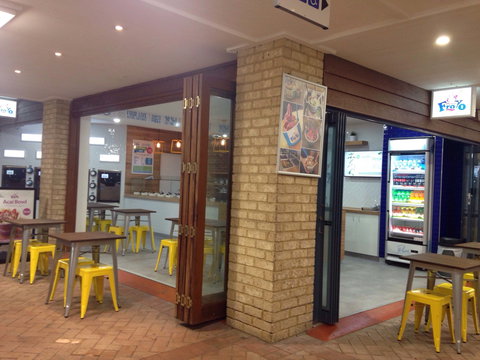 Mix&Go Froyo - Sorrento Quay - Tourism Gold Coast 0