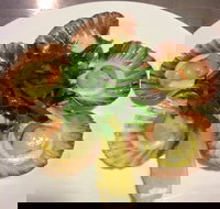 Full Moon Hotel - Tourism Gold Coast